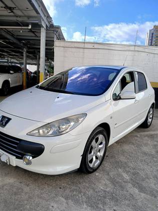 PEUGEOT 307 1.6 PRESENCE PACK 16V FLEX 4P MANUAL PEUGEOT 307 1.6 PRESENCE PACK 16V FLEX 4P MANUAL